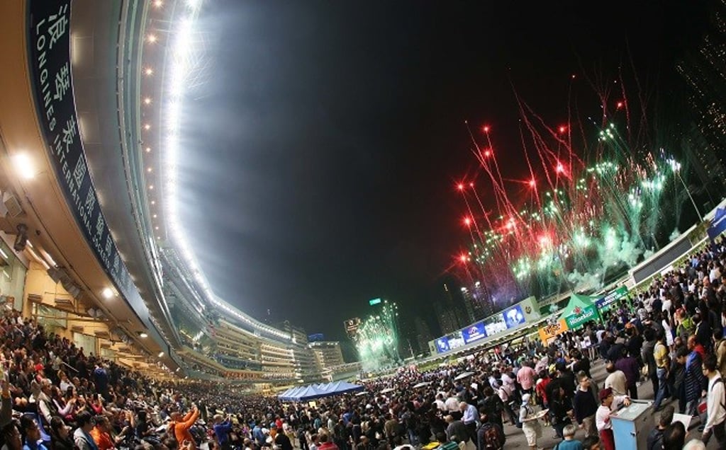 Excite your senses with a vibrant lighting performance and pyrotechnics display.